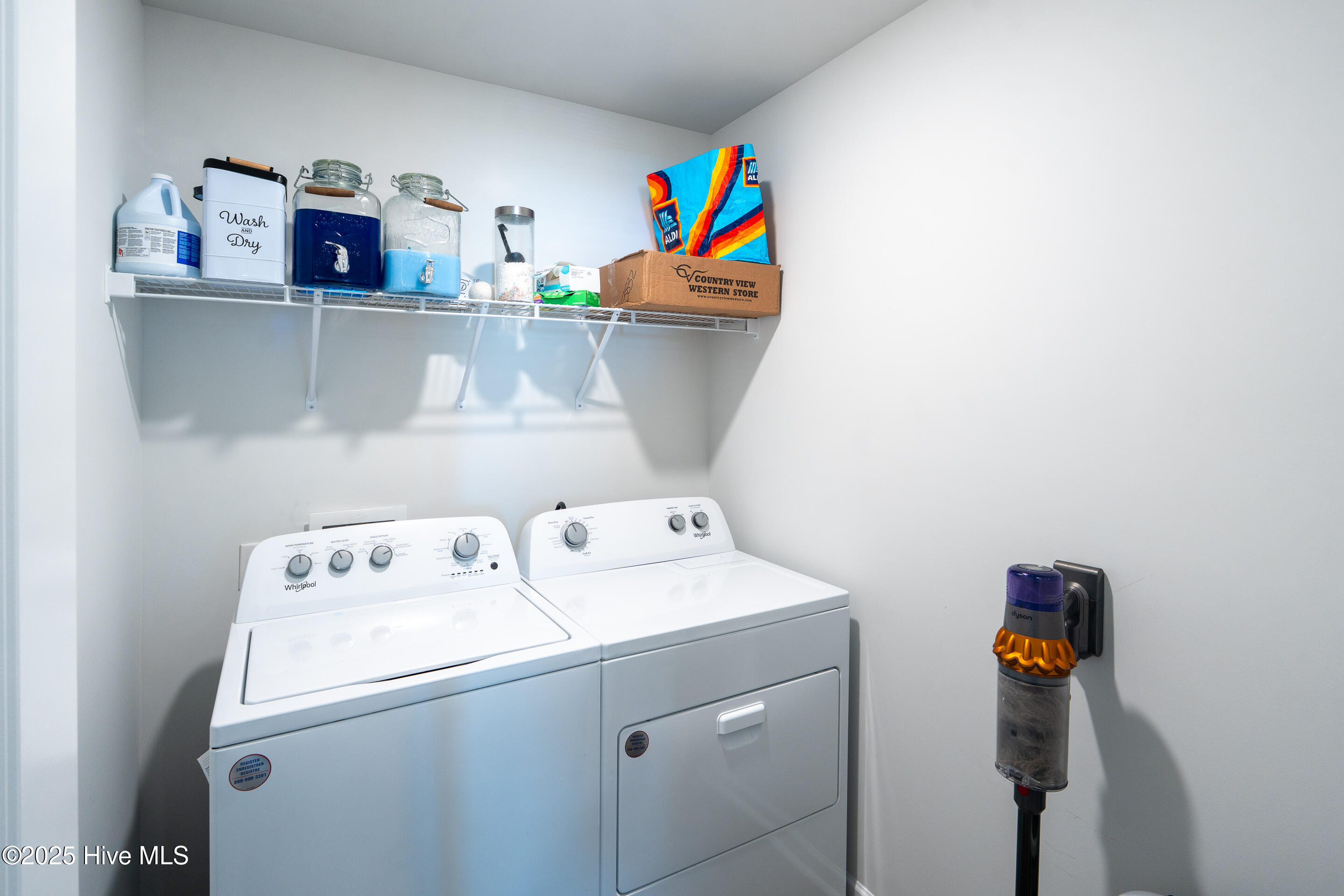 1808 Willowtree Court SE