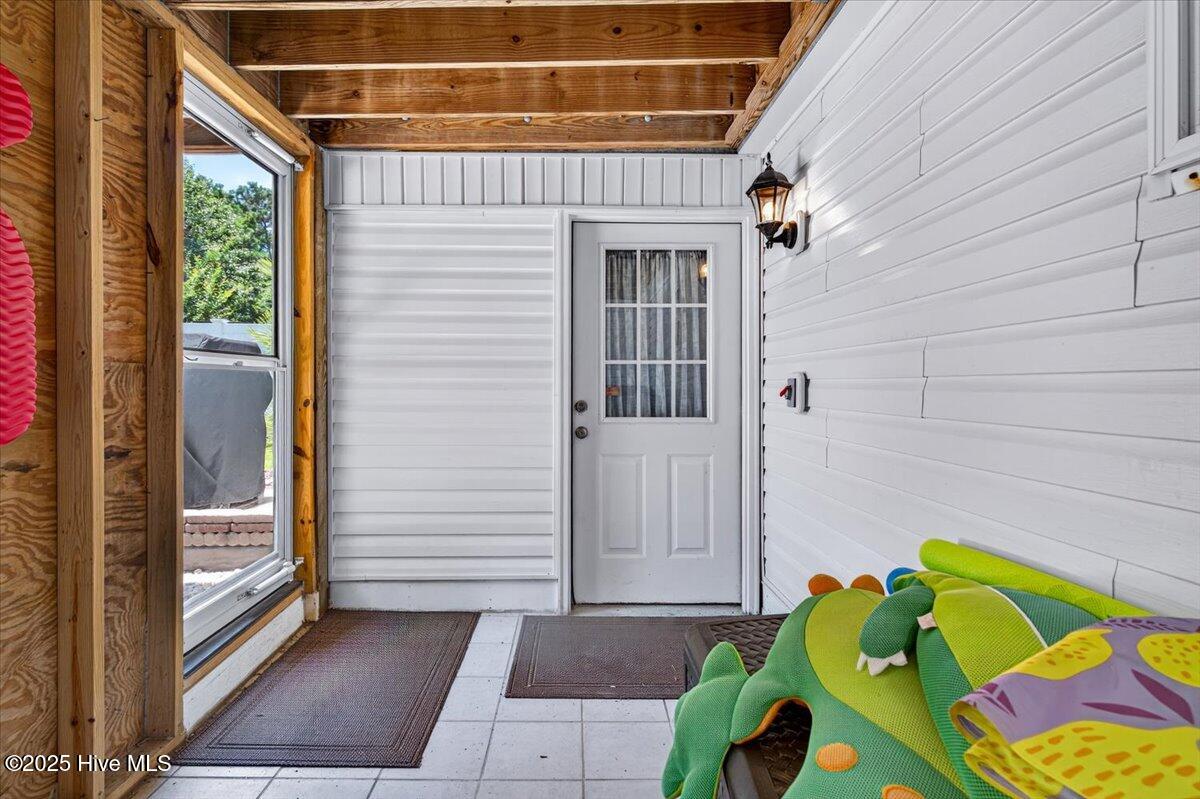 104 NE 27th Street