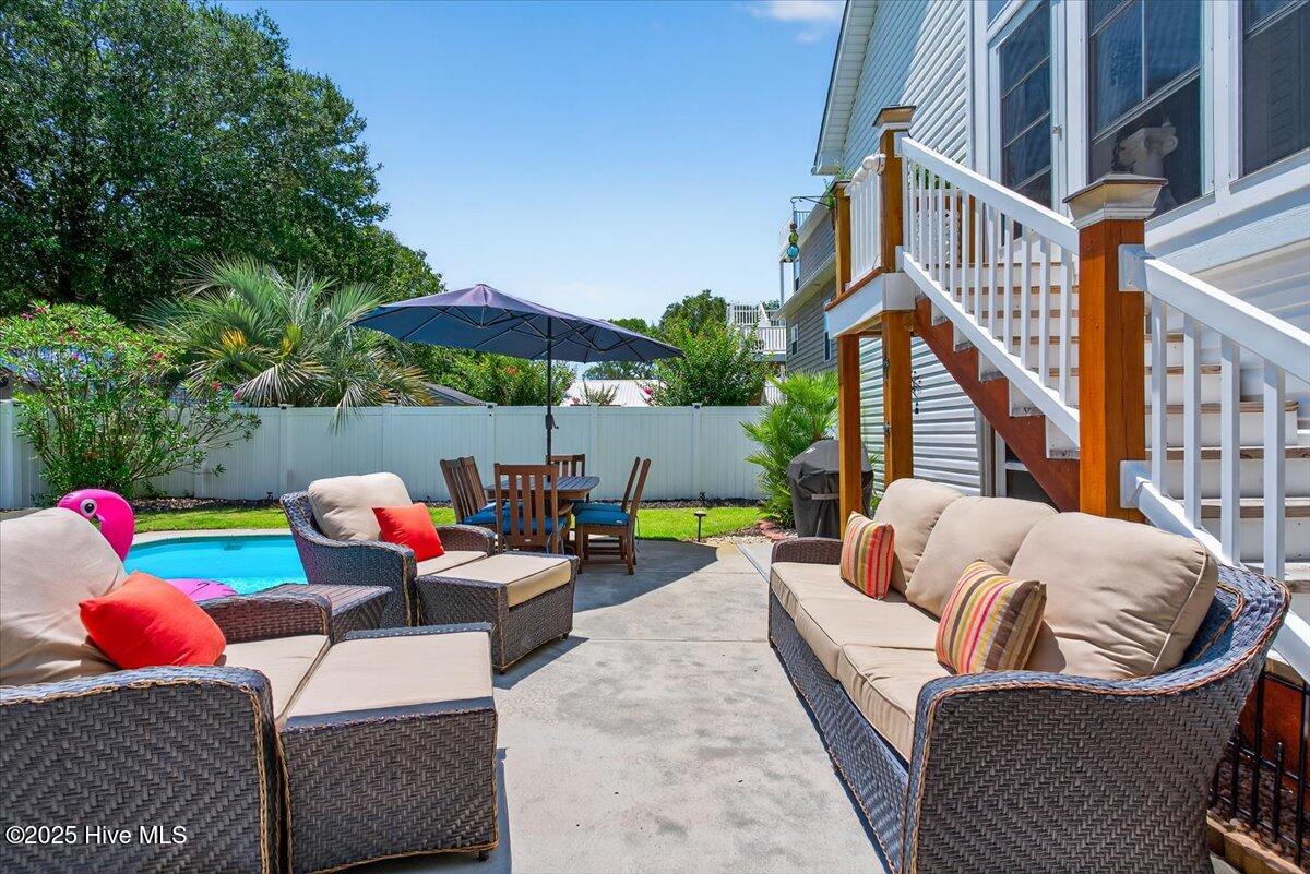 104 NE 27th Street