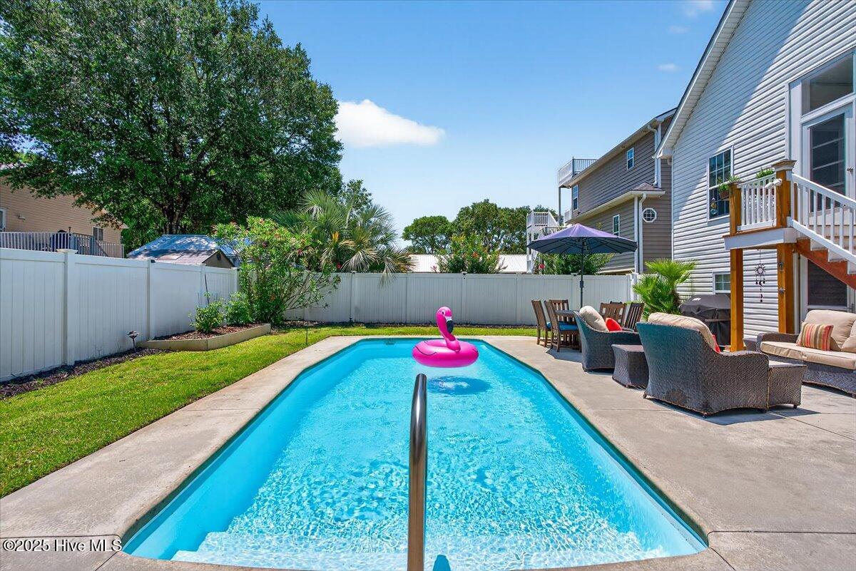 104 NE 27th Street