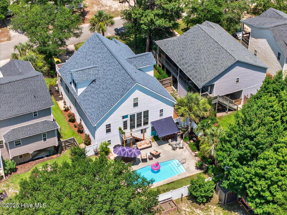 104 NE 27th Street