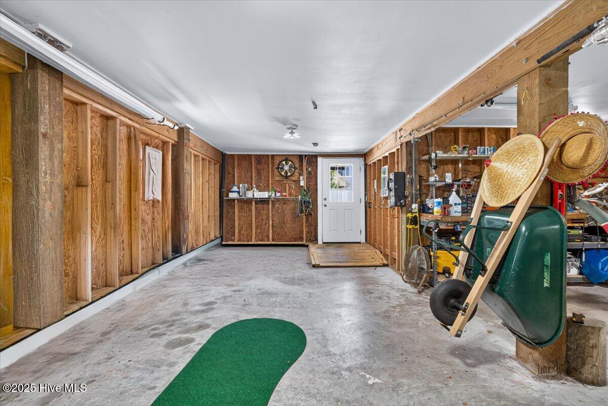 104 NE 27th Street