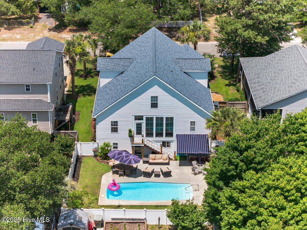 104 NE 27th Street