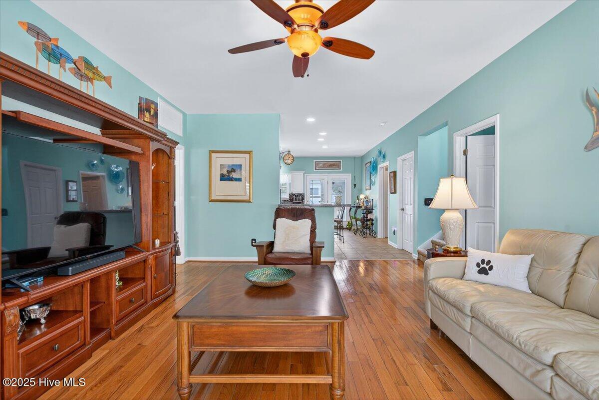 104 NE 27th Street