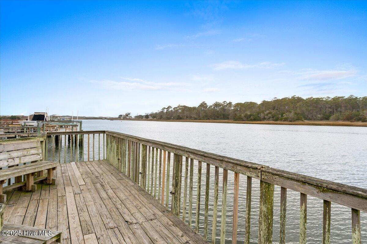 4010 E Dolphin Drive