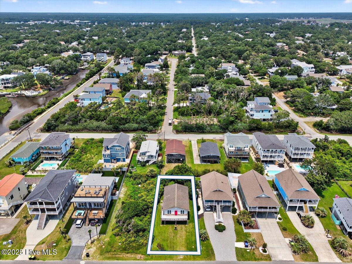 4010 E Dolphin Drive