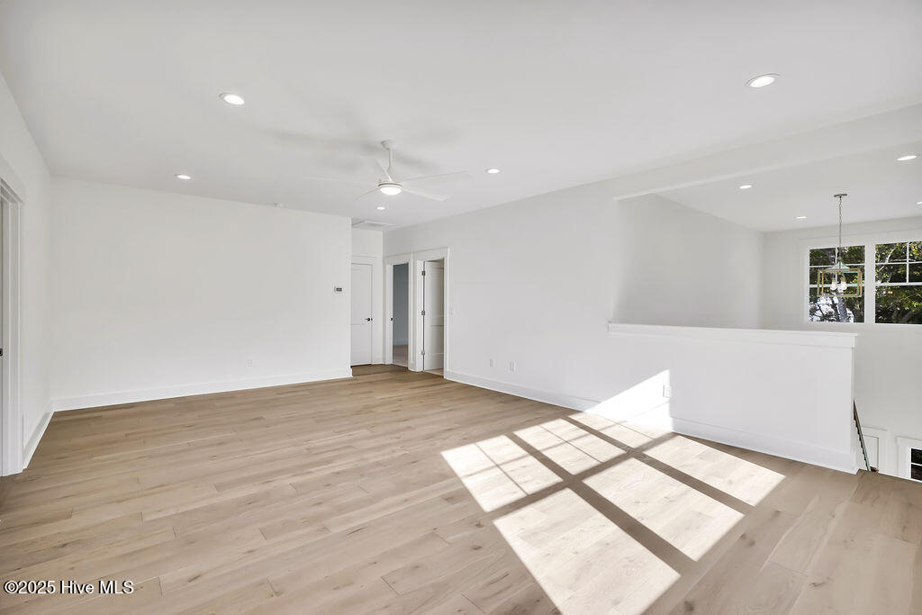 5138 Fernwood Drive
