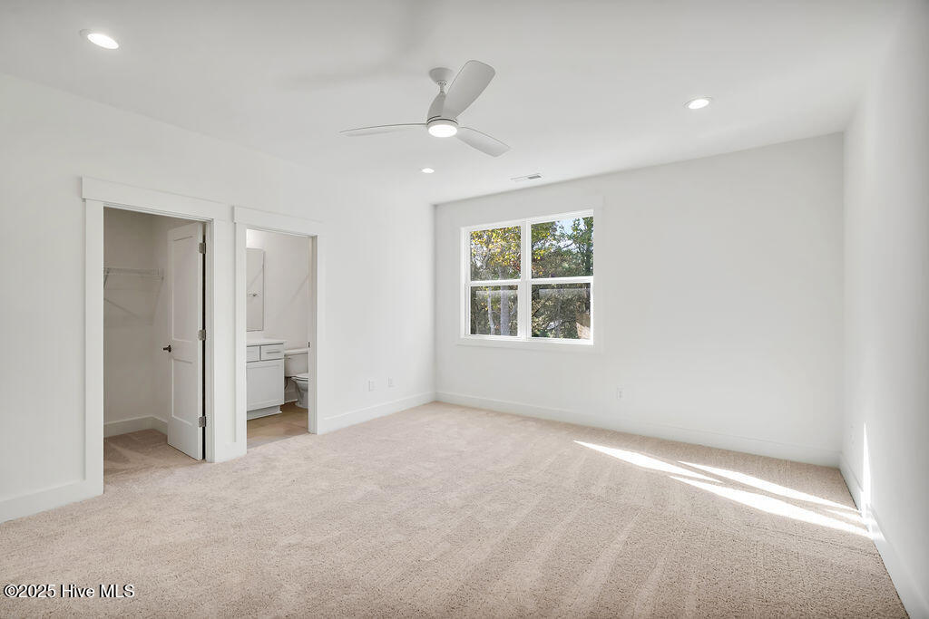 5138 Fernwood Drive