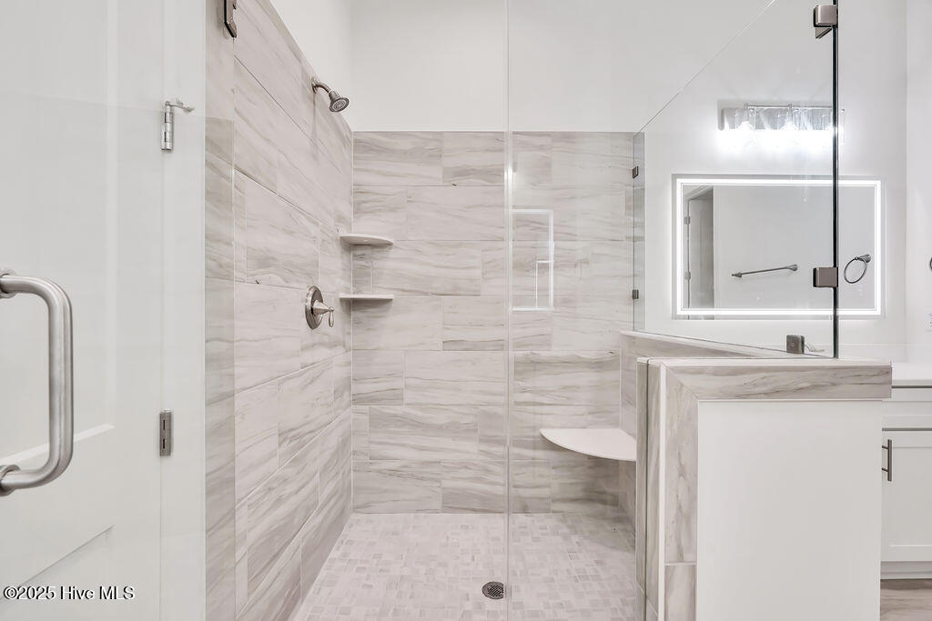 5138 Fernwood Drive