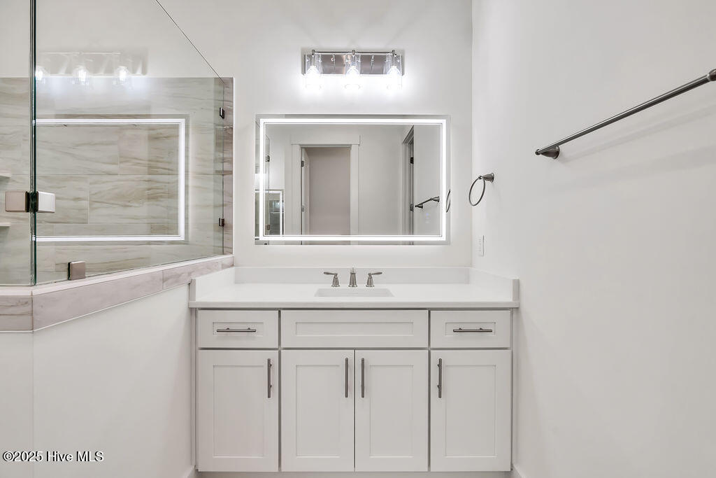 5138 Fernwood Drive