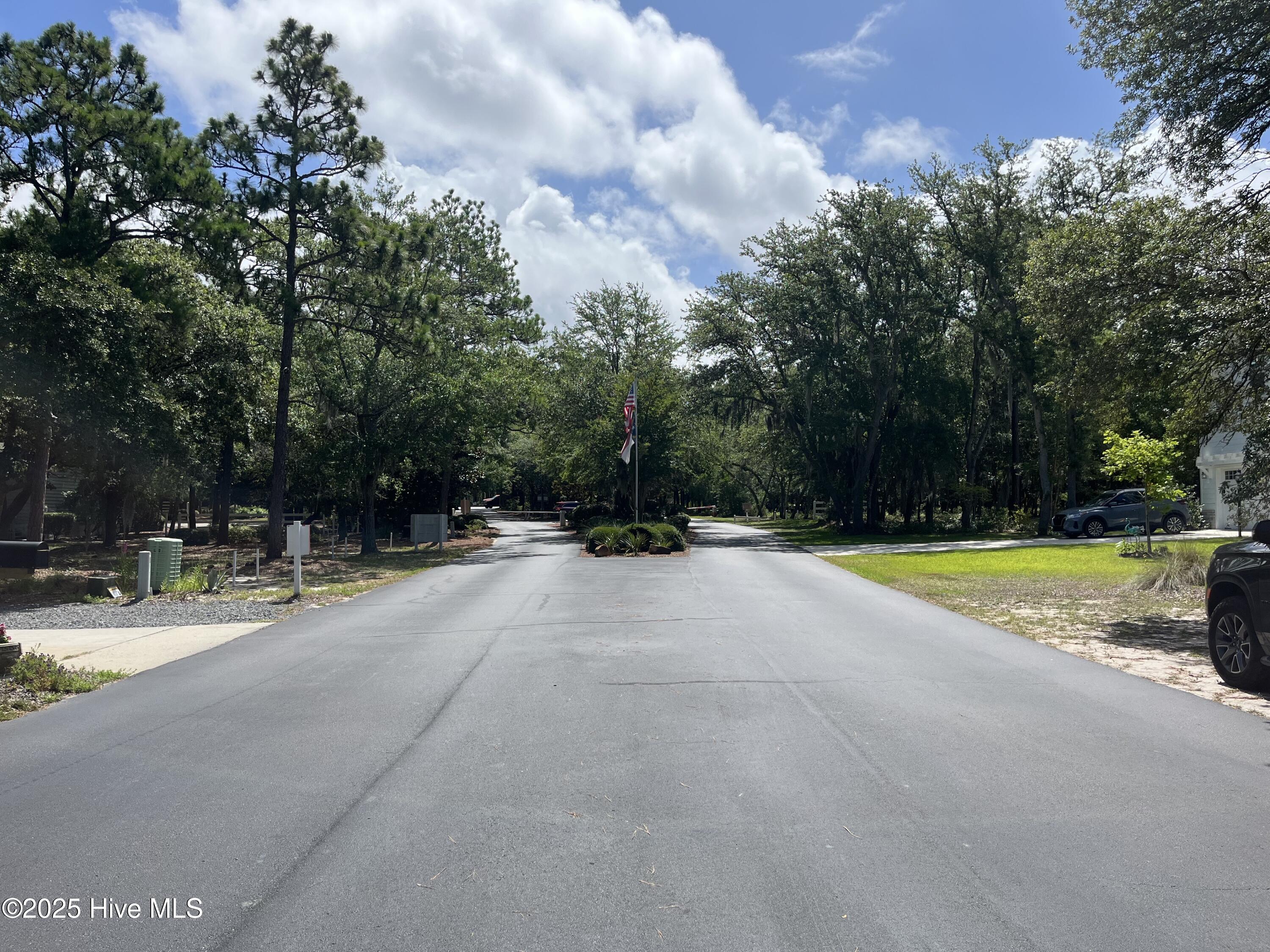 764 Lakeside Drive SE