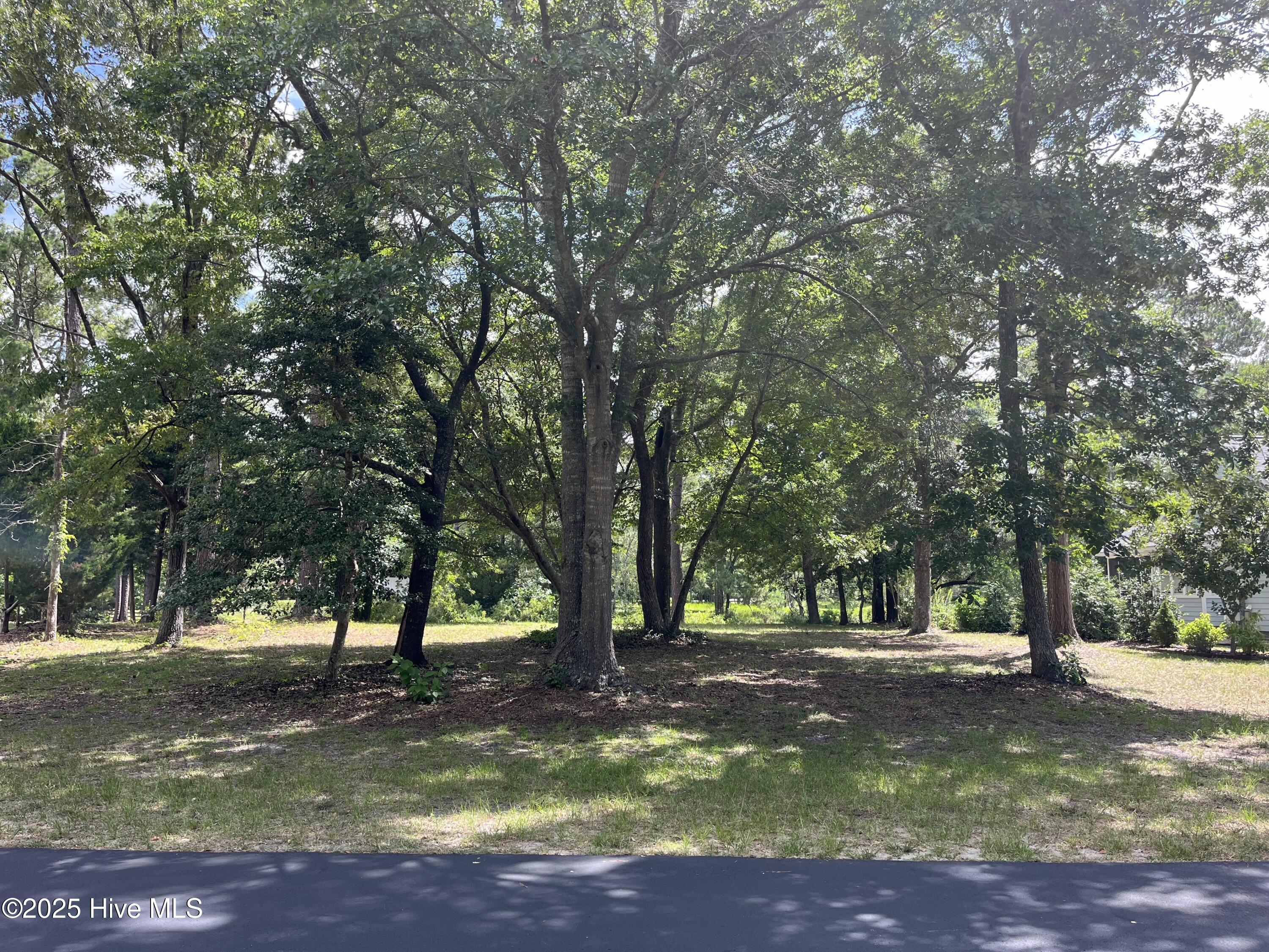 764 Lakeside Drive SE