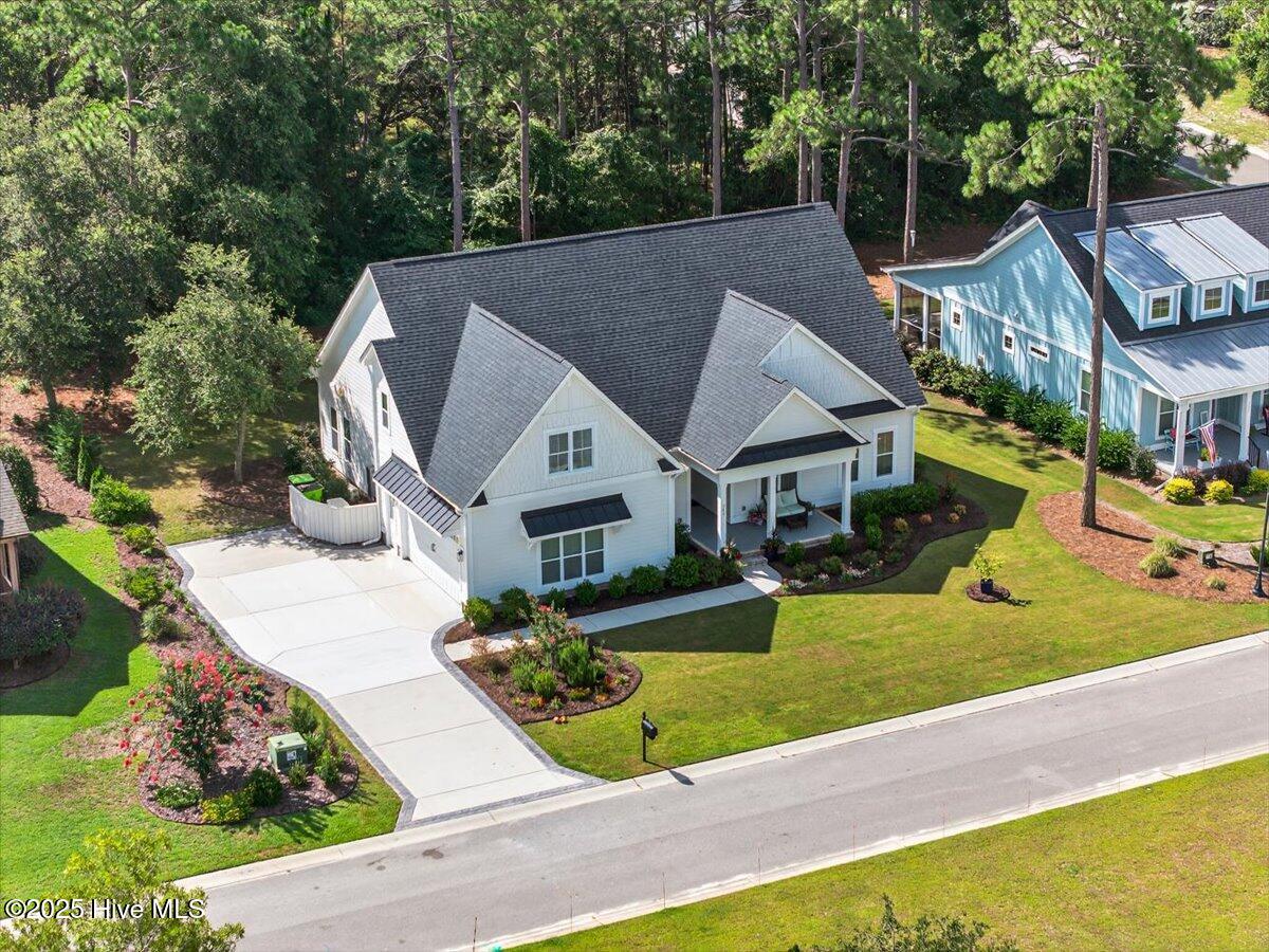 749 Breezewood Drive SE