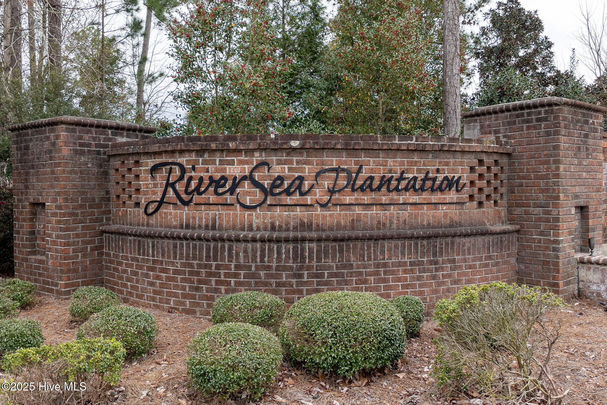 749 Breezewood Drive SE