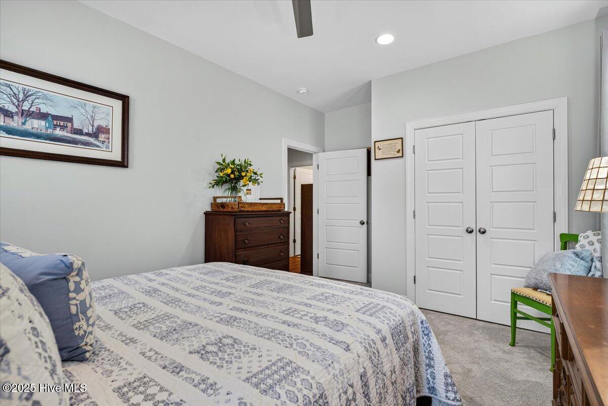 749 Breezewood Drive SE