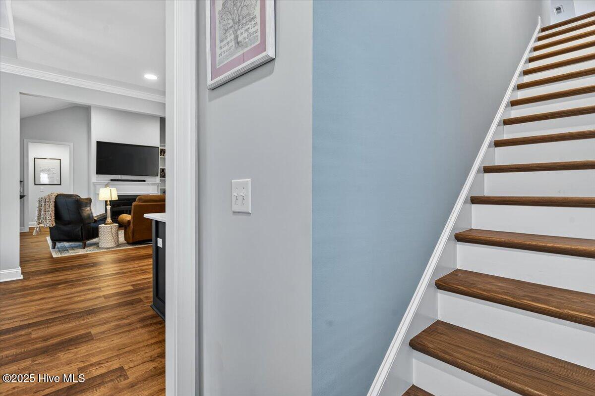 749 Breezewood Drive SE