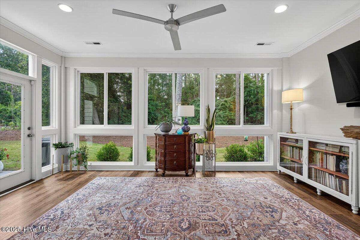 749 Breezewood Drive SE