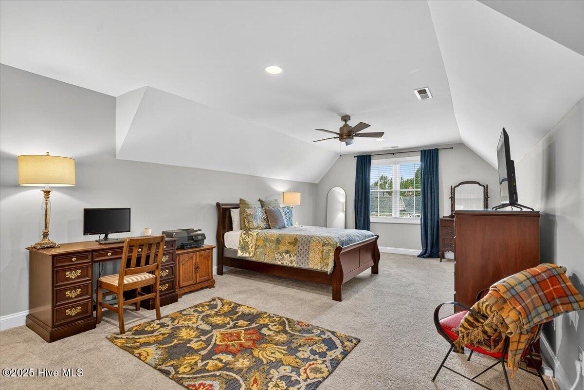 749 Breezewood Drive SE