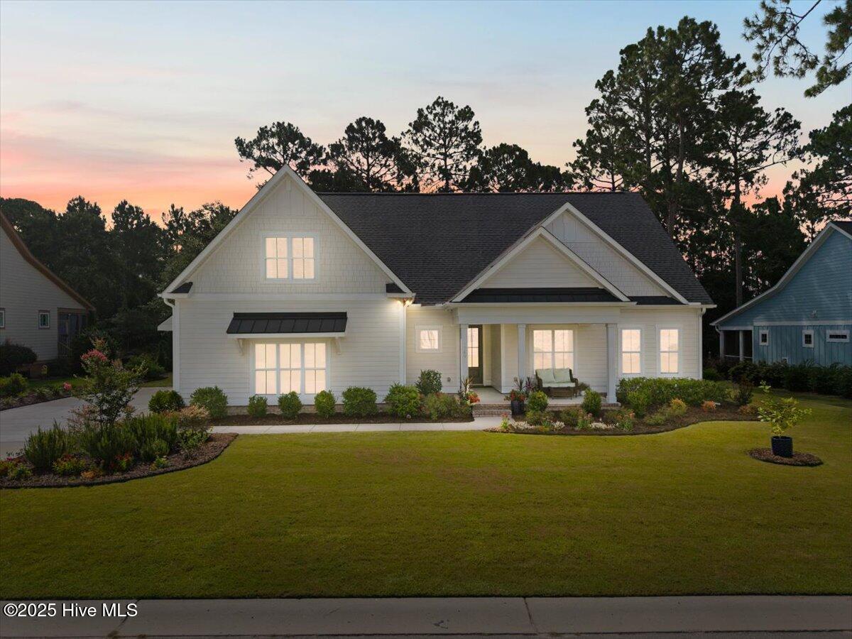 749 Breezewood Drive SE