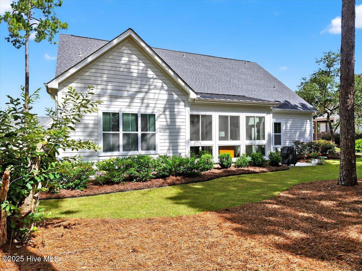 749 Breezewood Drive SE