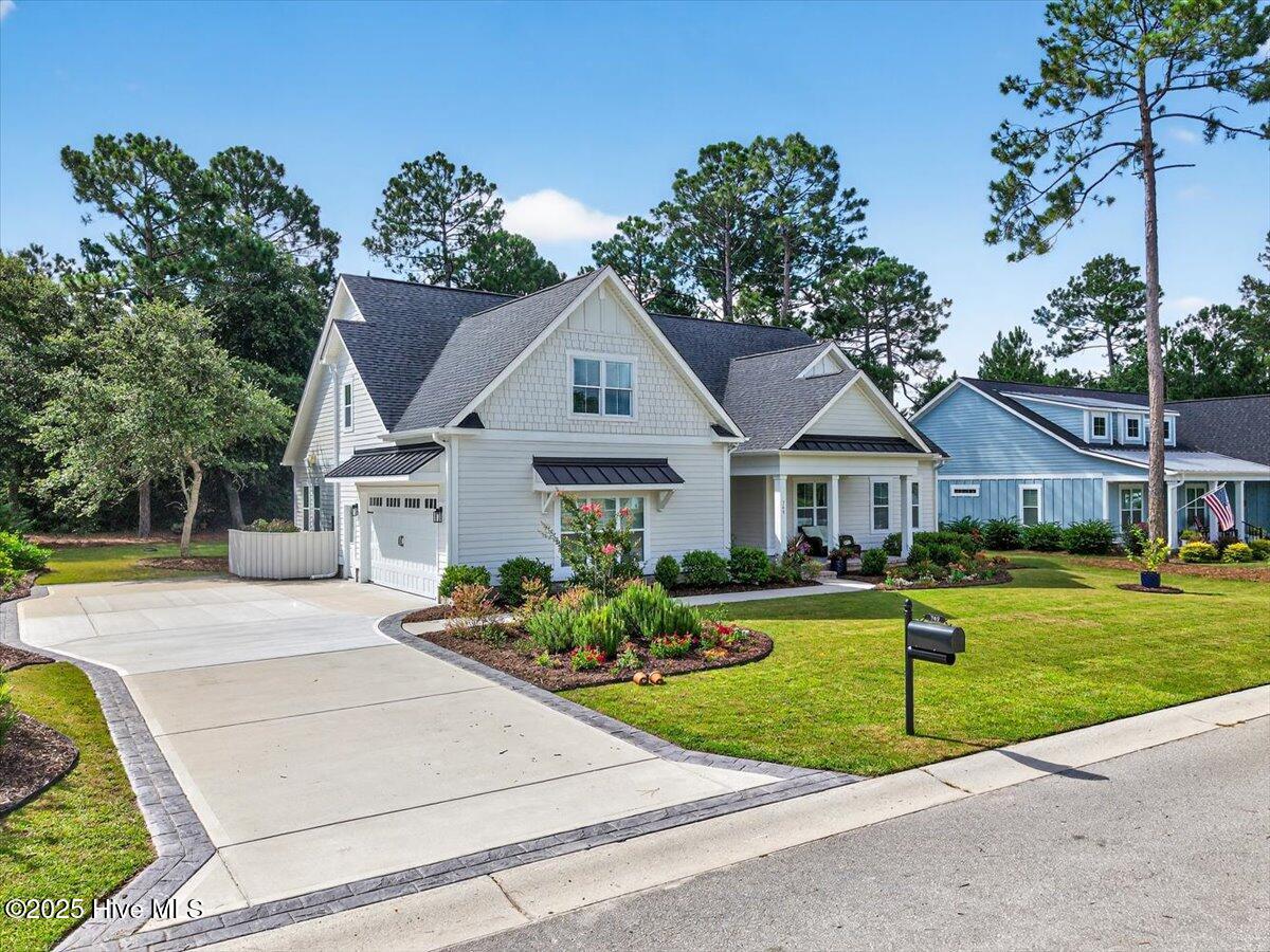 749 Breezewood Drive SE