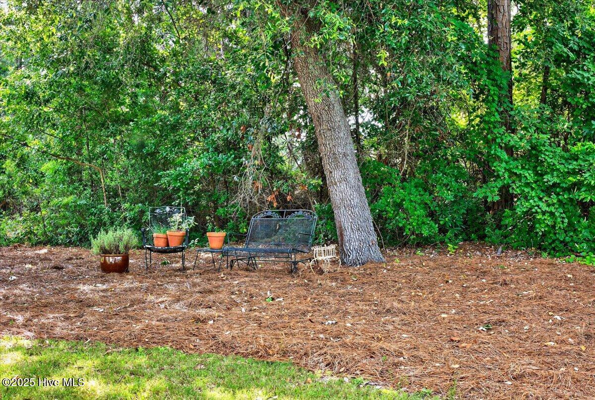 749 Breezewood Drive SE