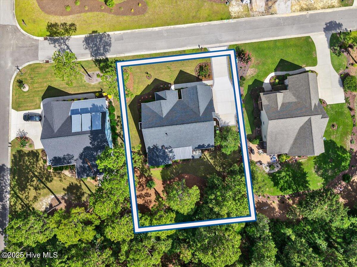 749 Breezewood Drive SE