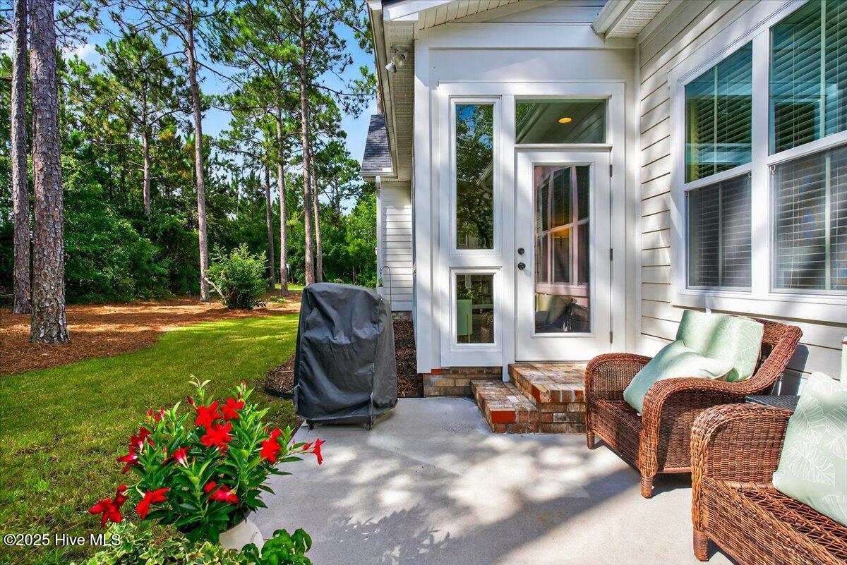 749 Breezewood Drive SE