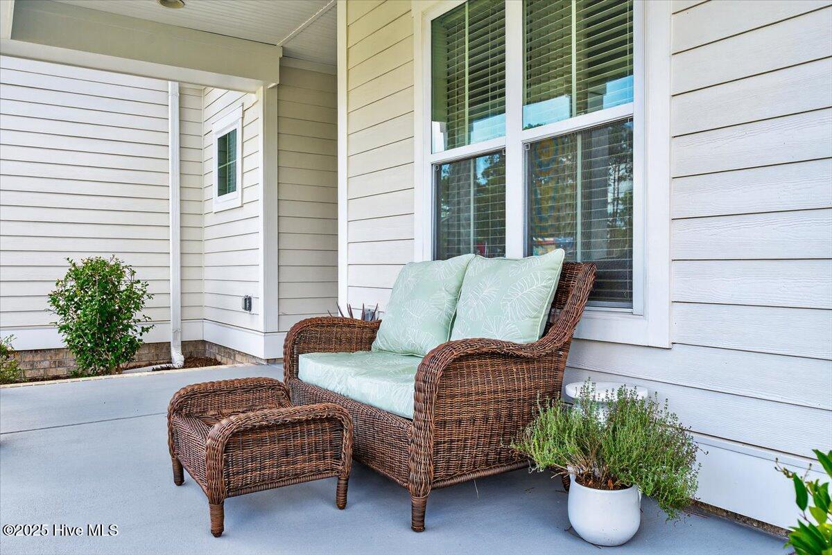 749 Breezewood Drive SE