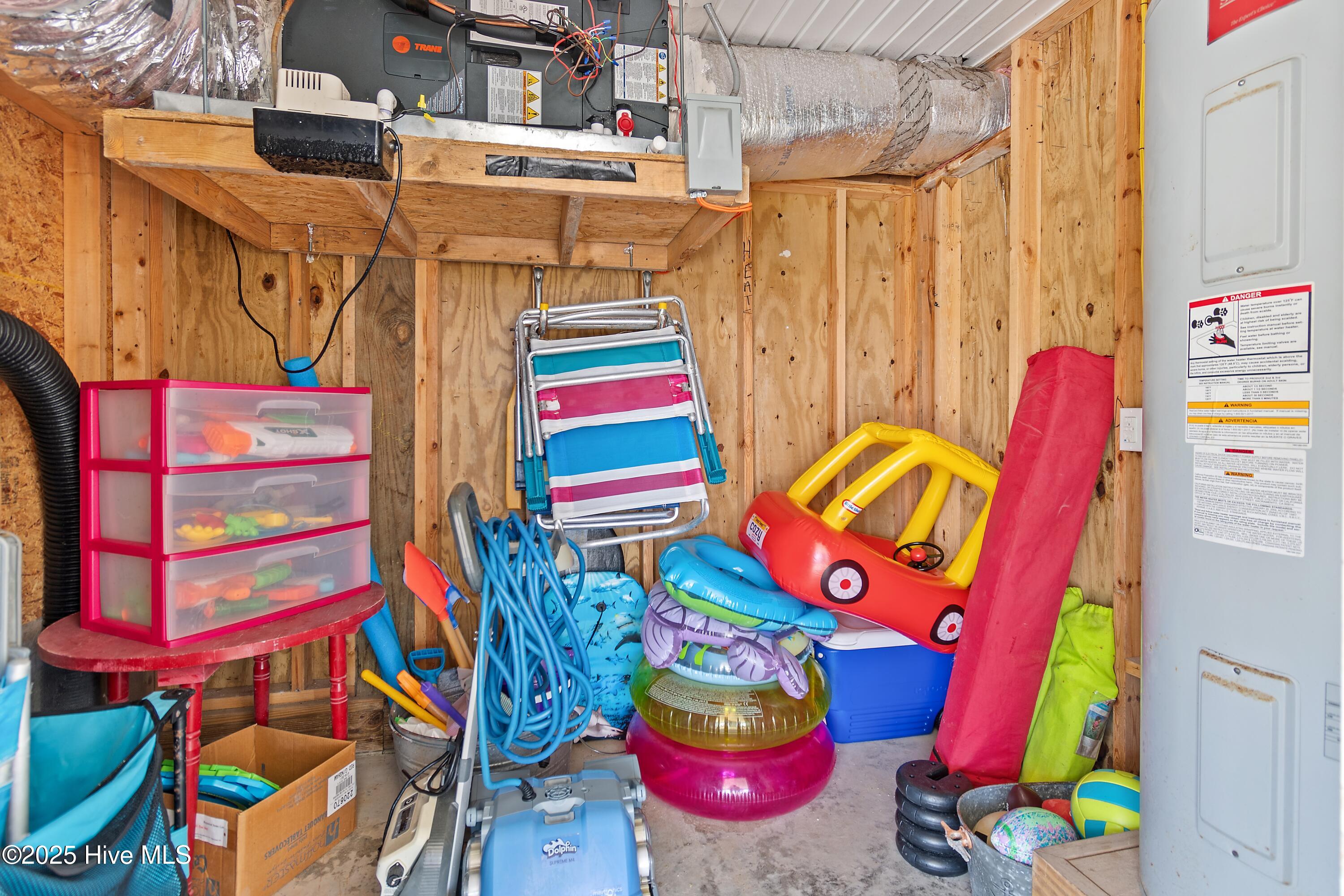 2542 Marsh Hen Drive