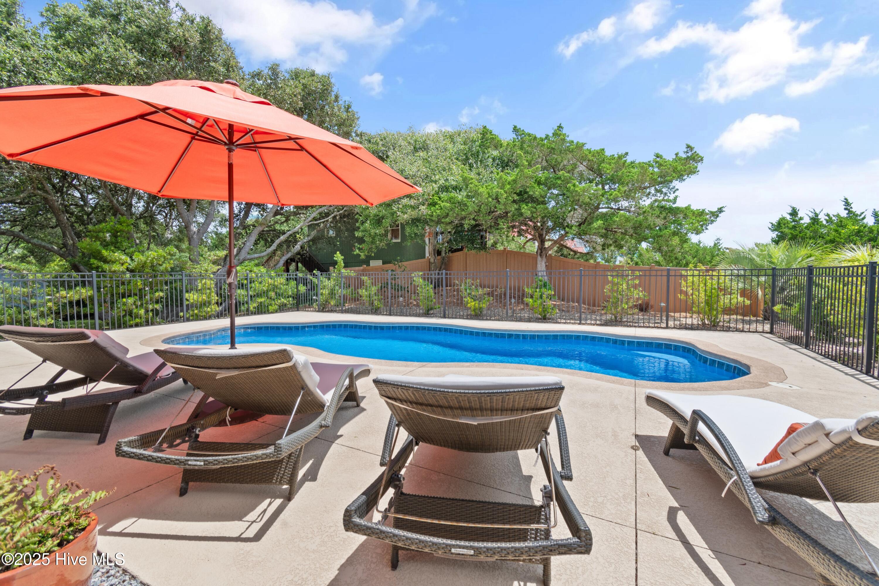 2542 Marsh Hen Drive