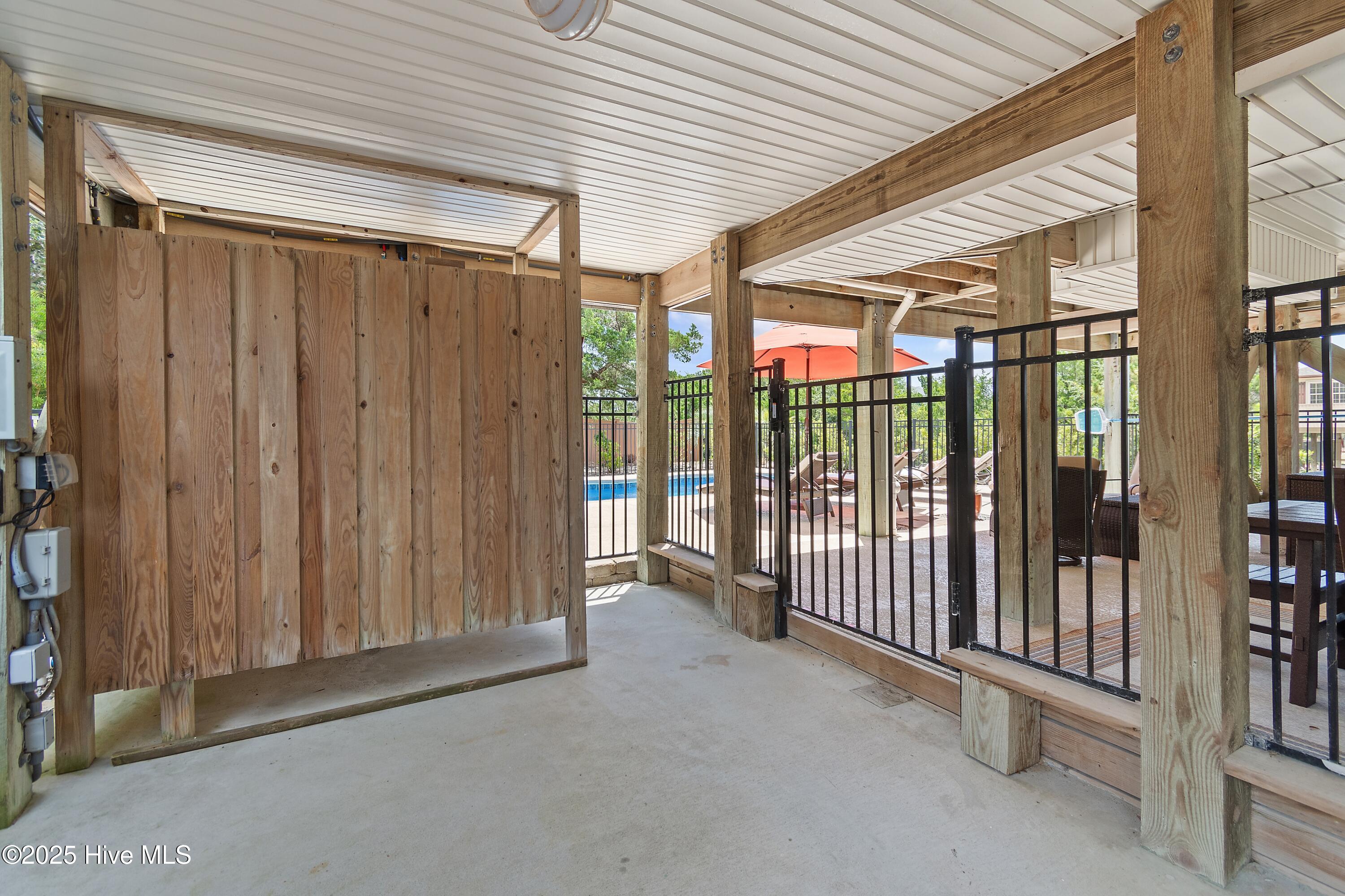 2542 Marsh Hen Drive