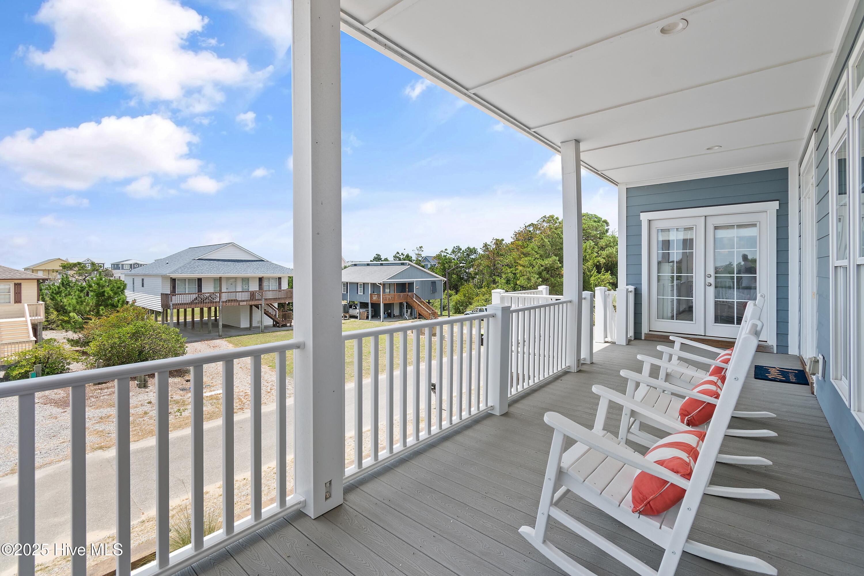 2542 Marsh Hen Drive