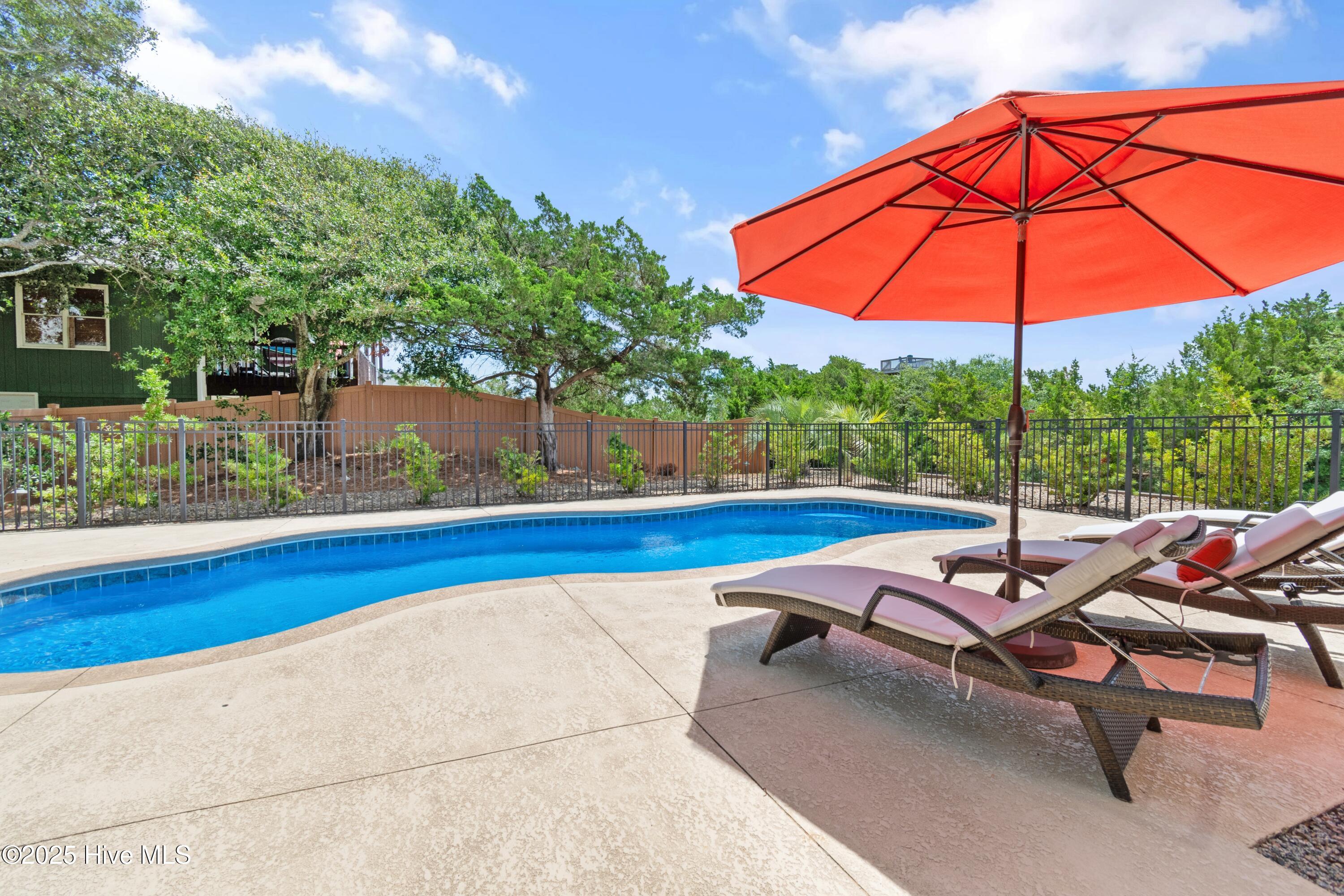 2542 Marsh Hen Drive