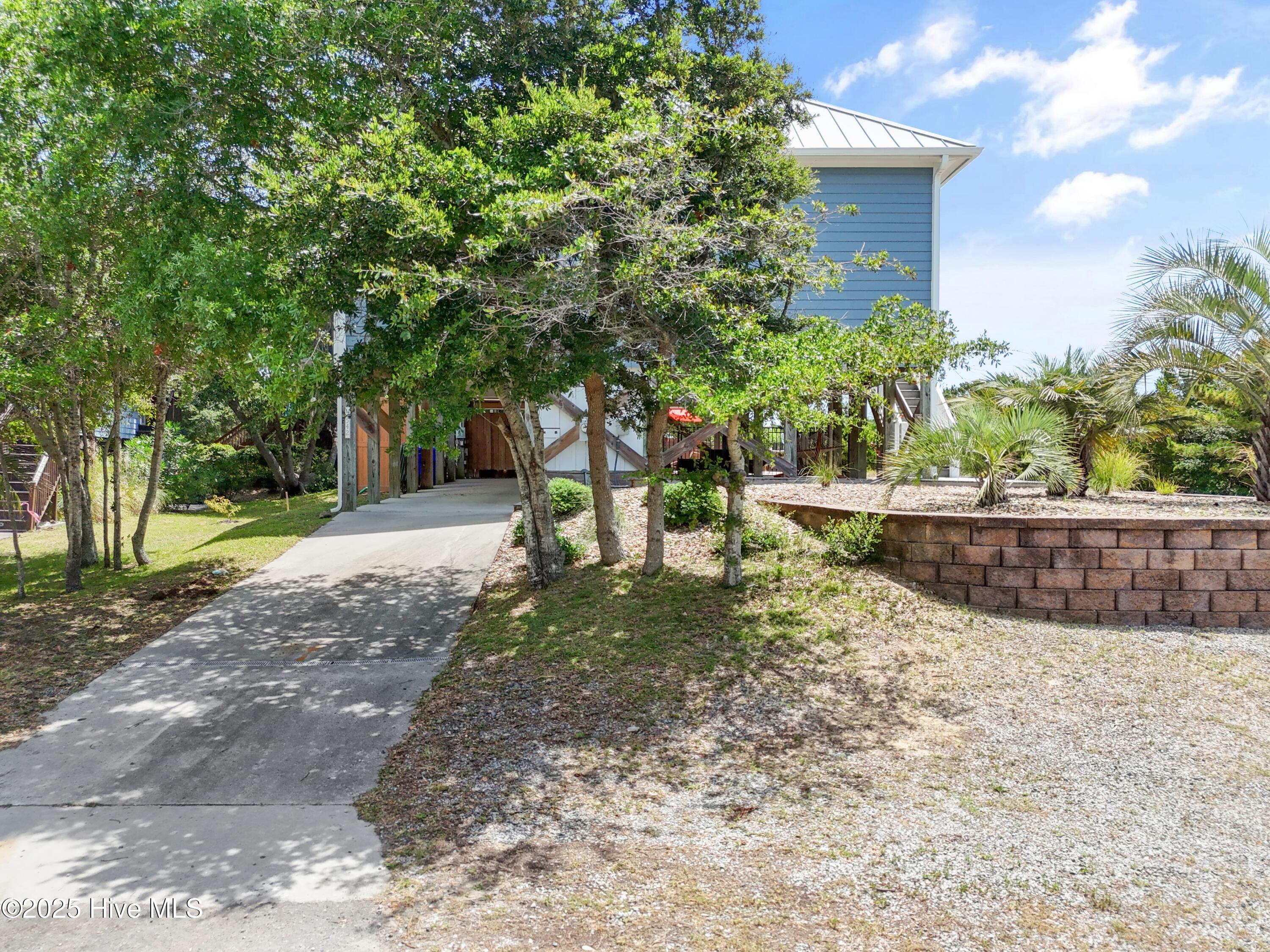 2542 Marsh Hen Drive