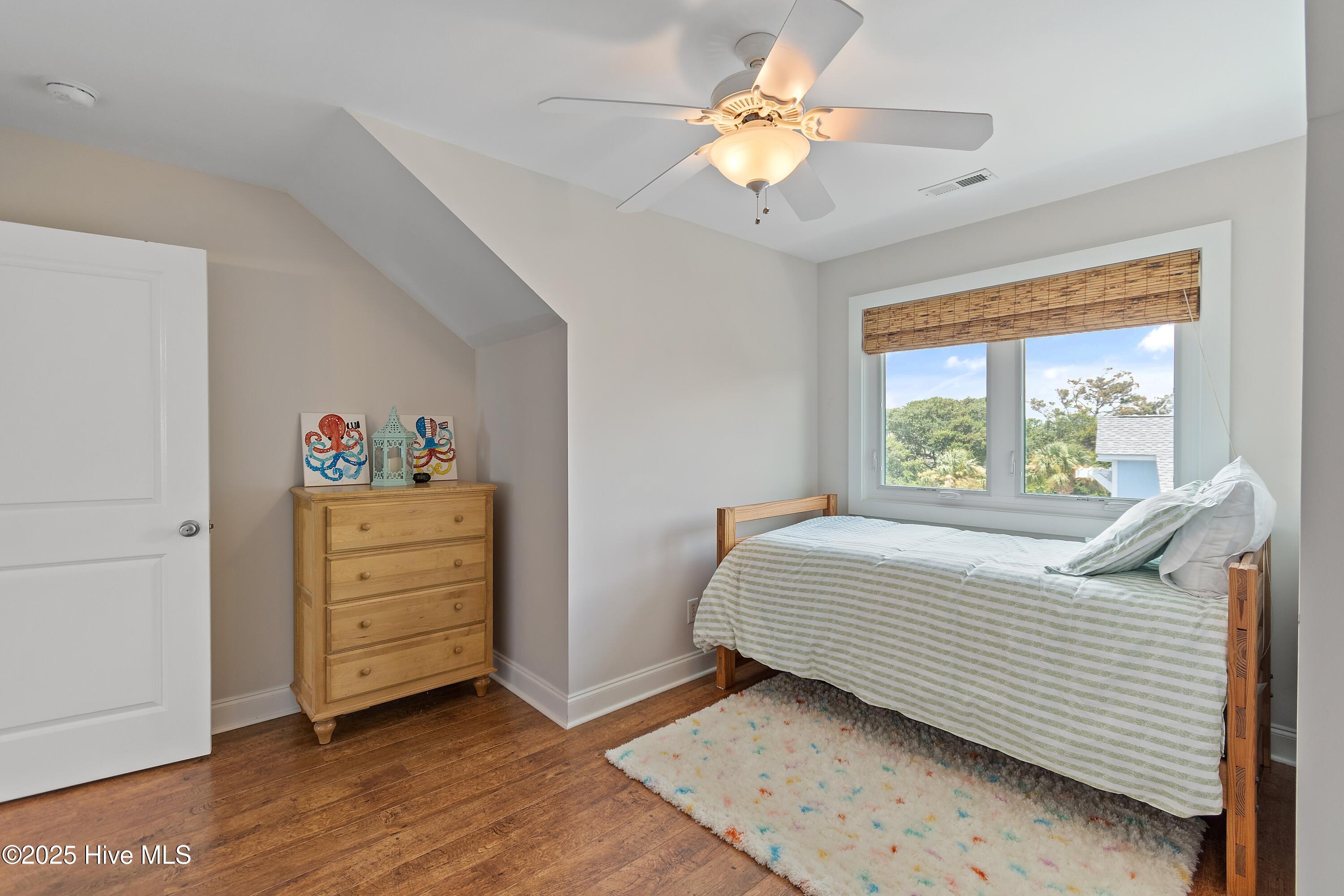 2542 Marsh Hen Drive