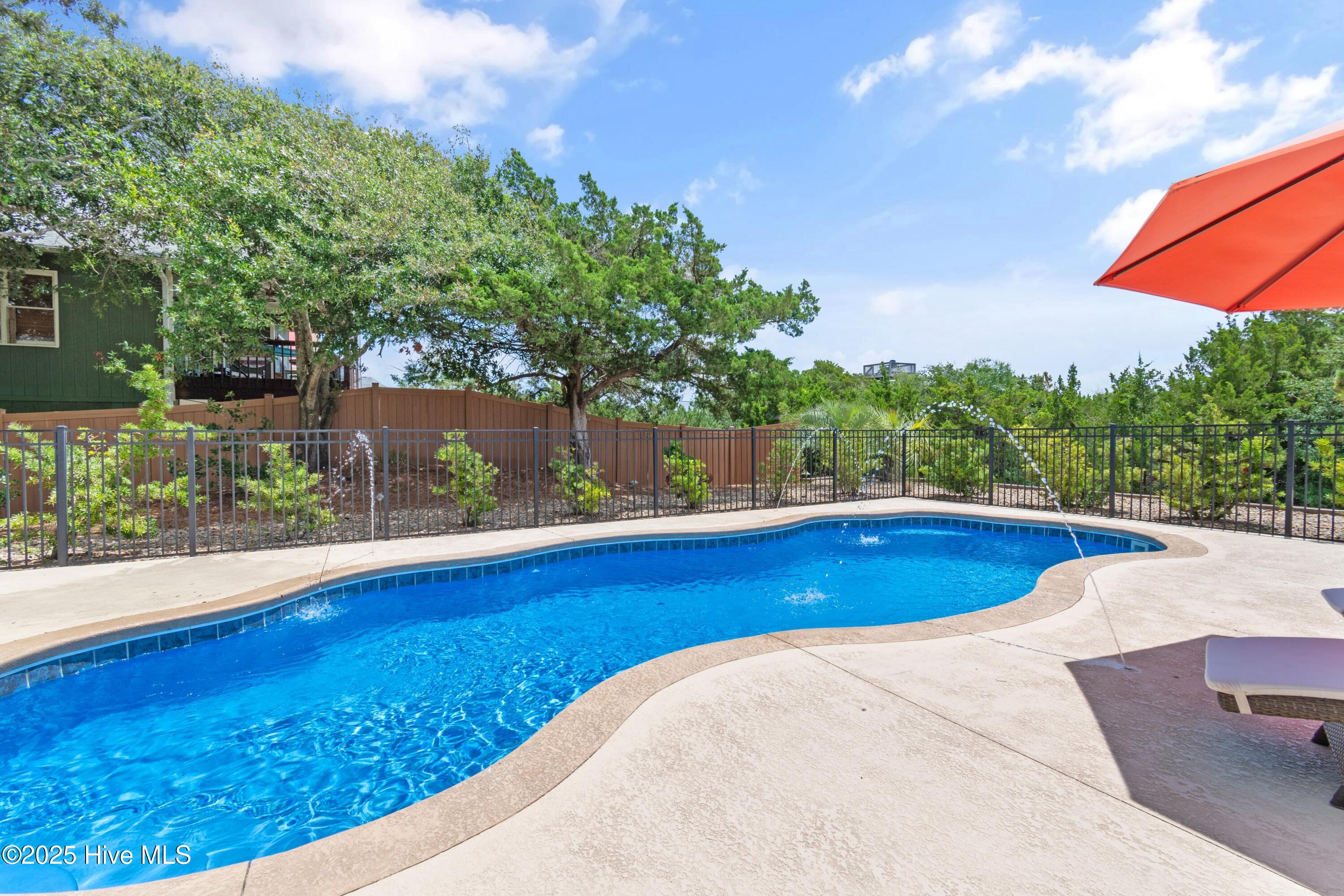 2542 Marsh Hen Drive