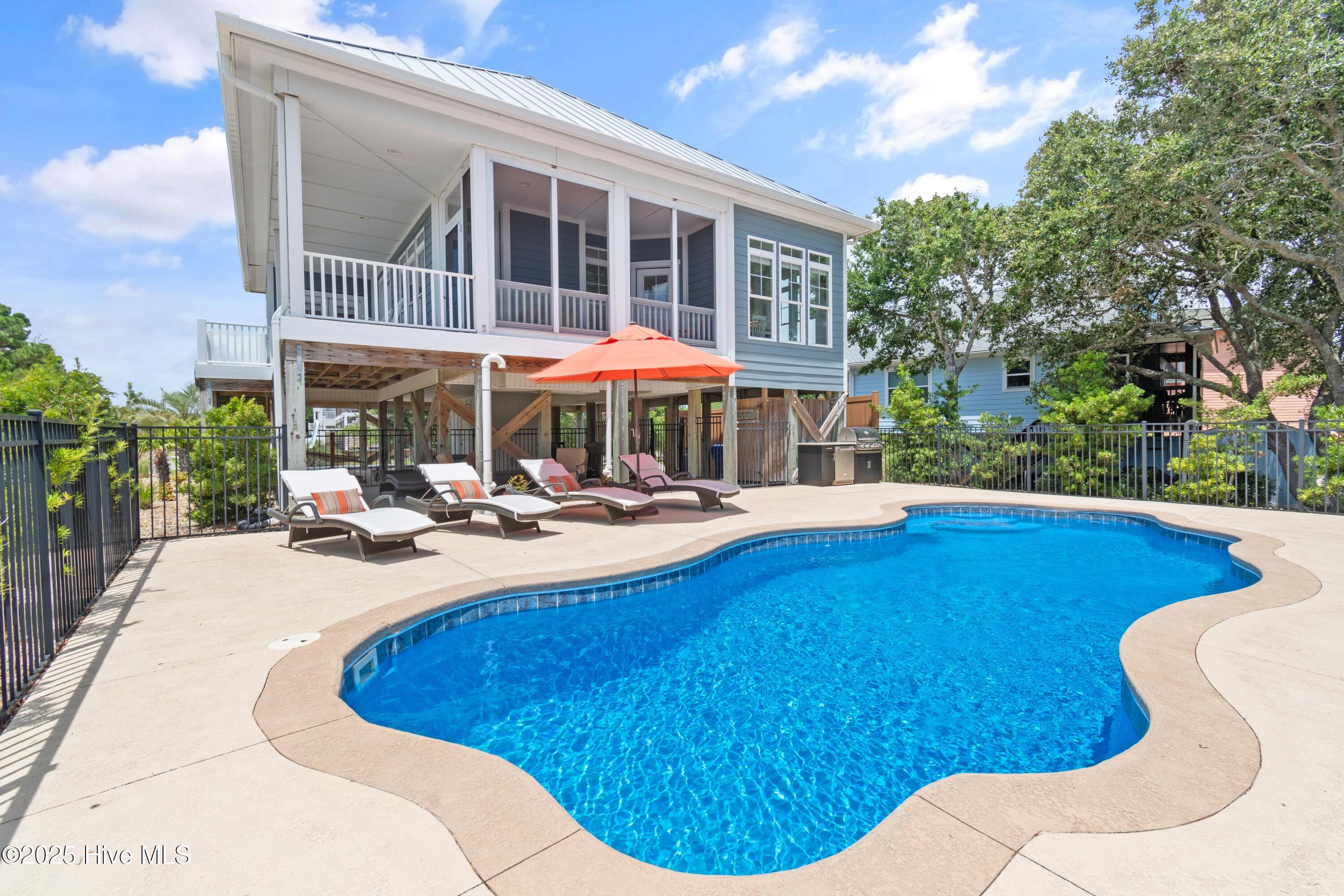 2542 Marsh Hen Drive