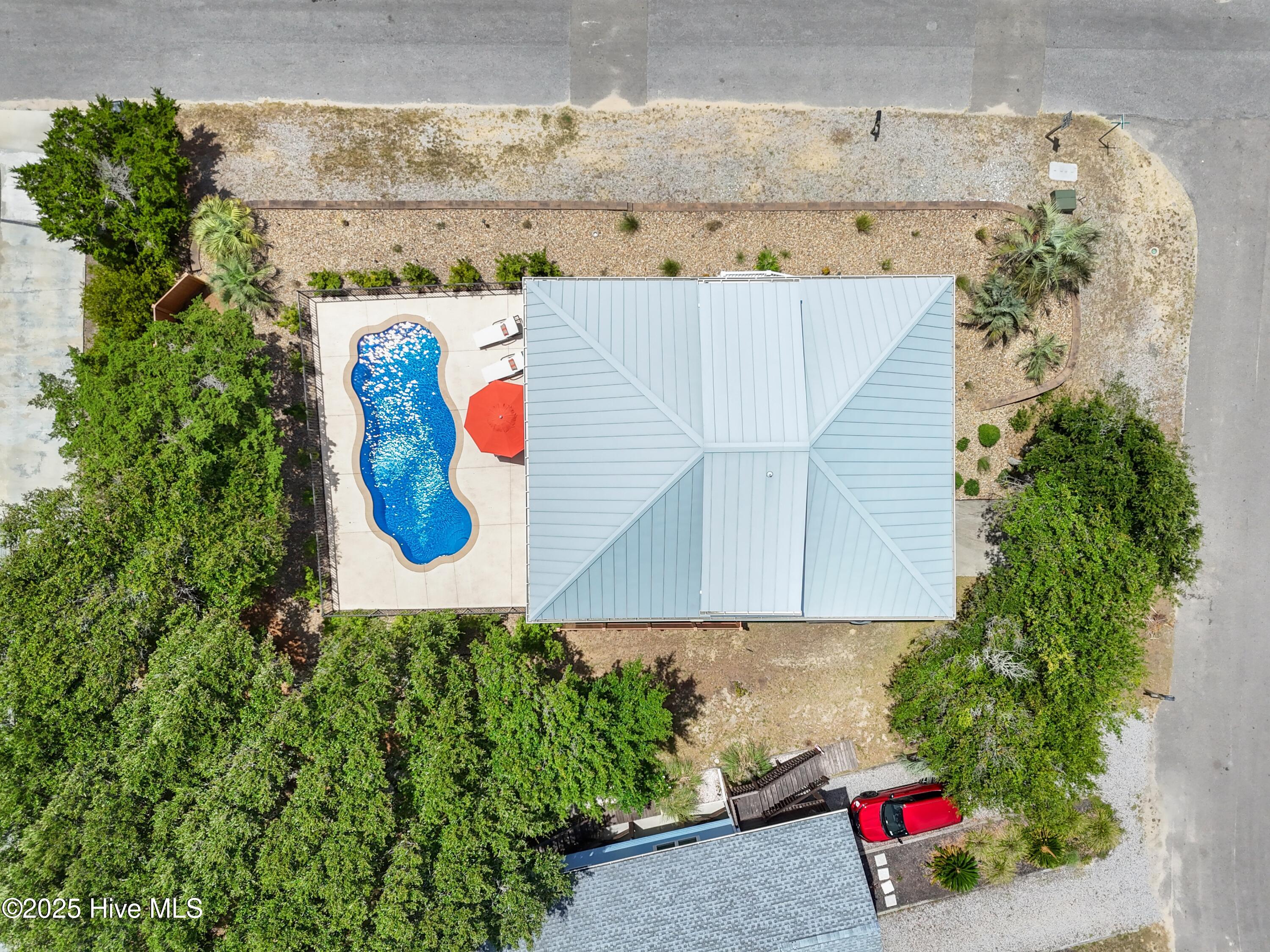 2542 Marsh Hen Drive