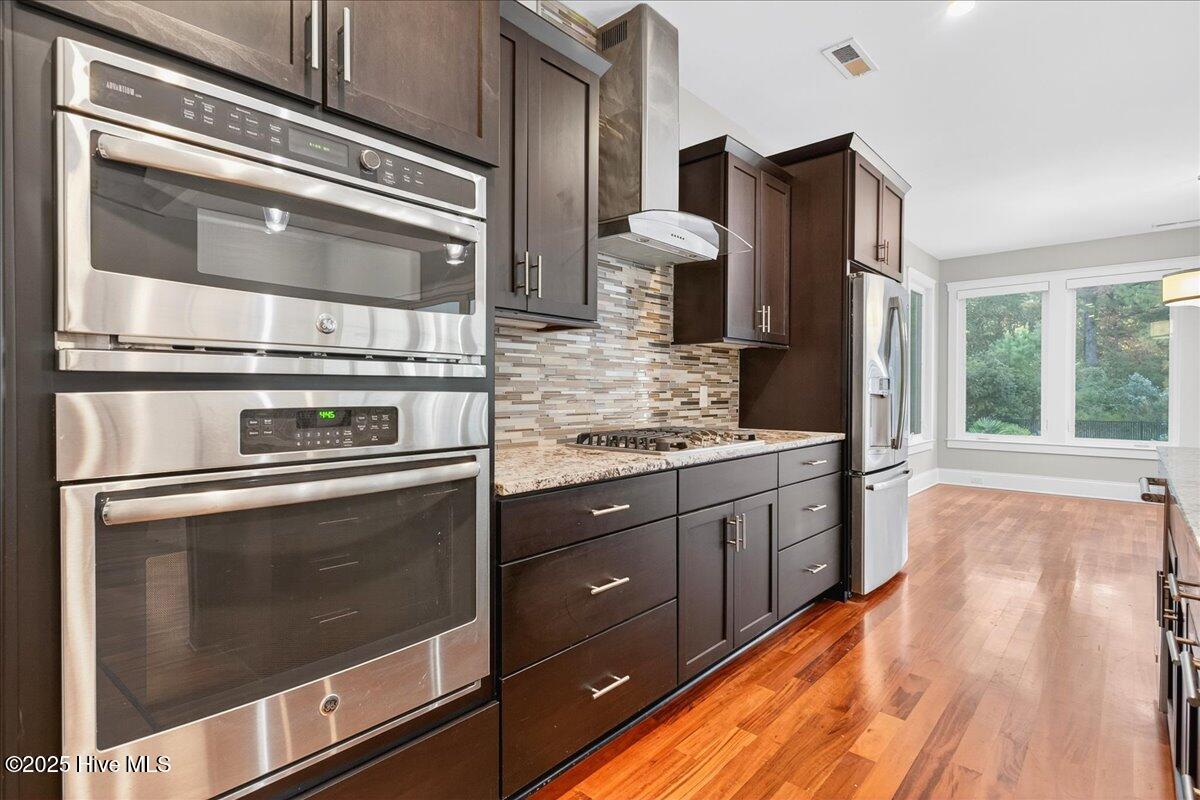 2744 Cedar Crest Drive