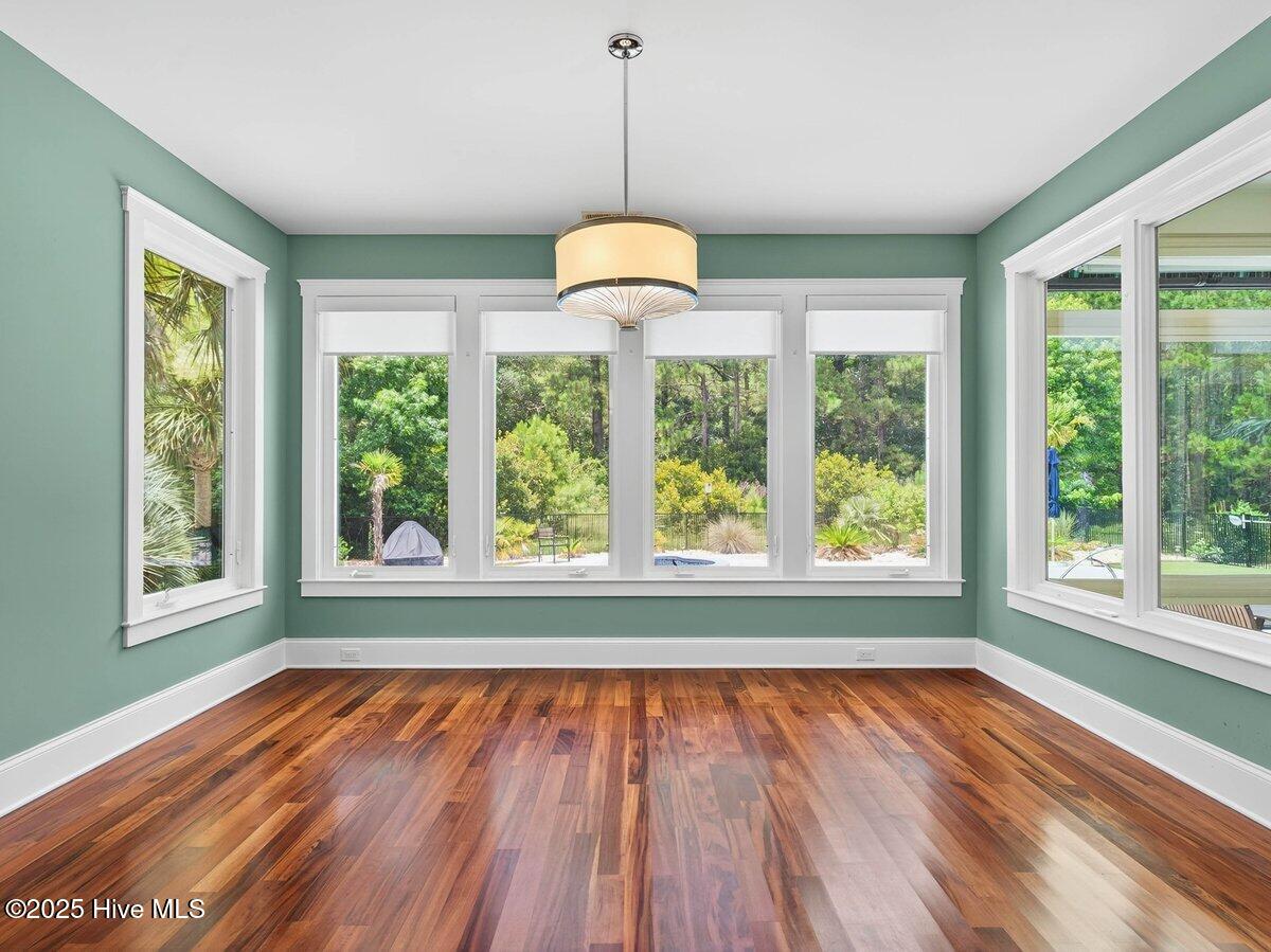 2744 Cedar Crest Drive