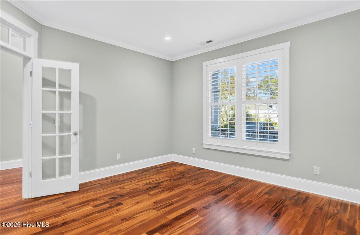 2744 Cedar Crest Drive