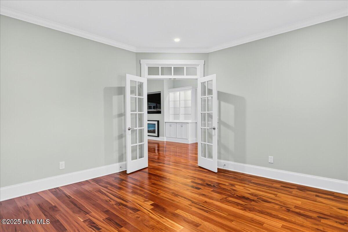 2744 Cedar Crest Drive