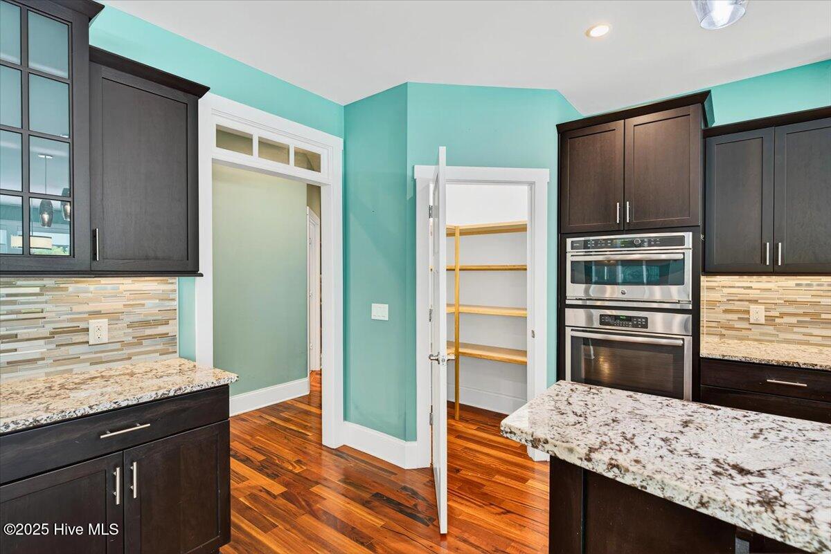 2744 Cedar Crest Drive