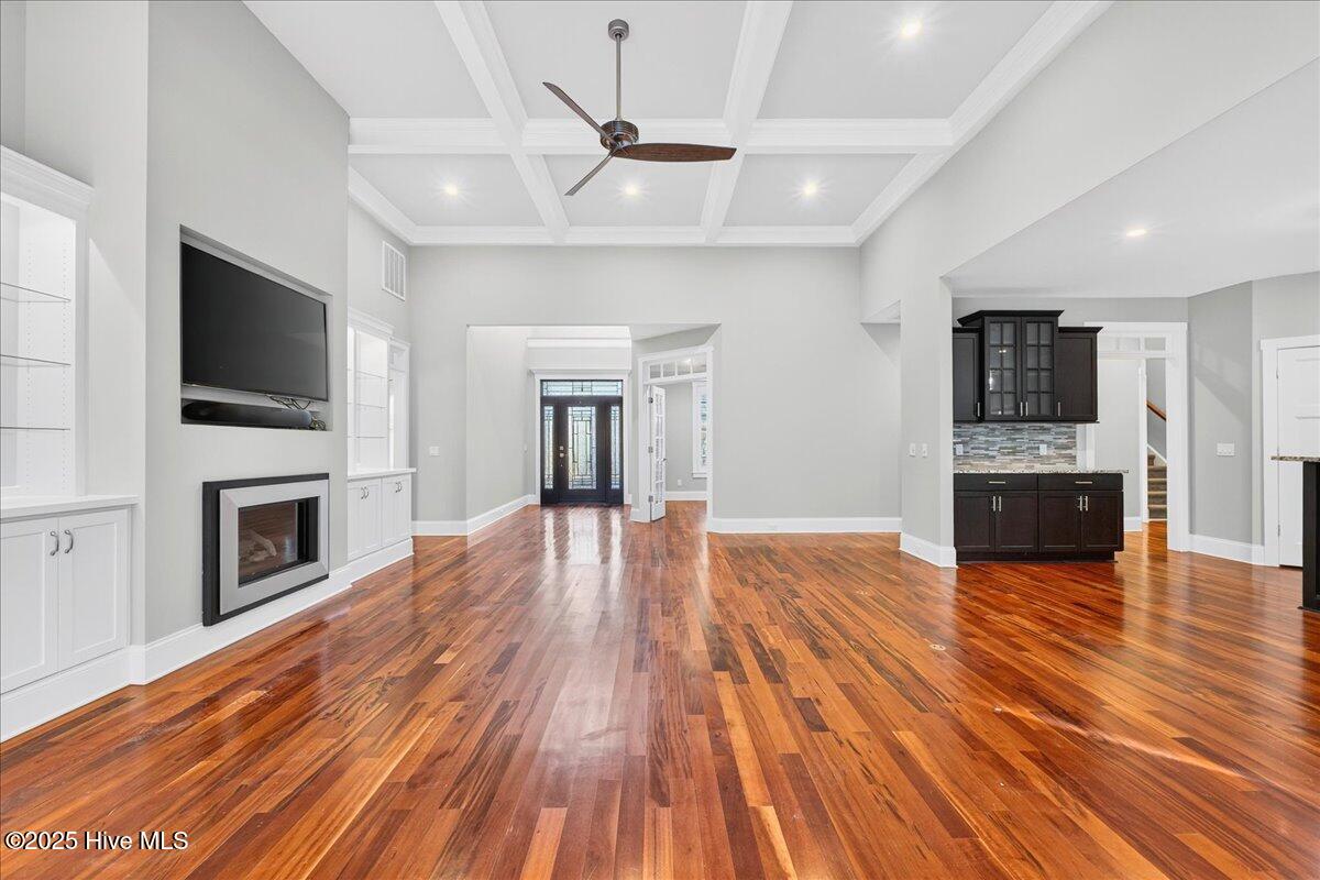 2744 Cedar Crest Drive