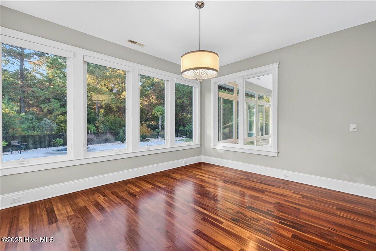 2744 Cedar Crest Drive