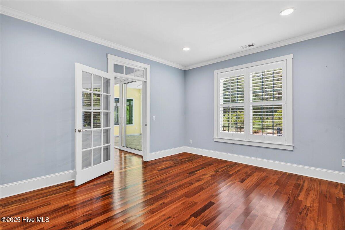 2744 Cedar Crest Drive