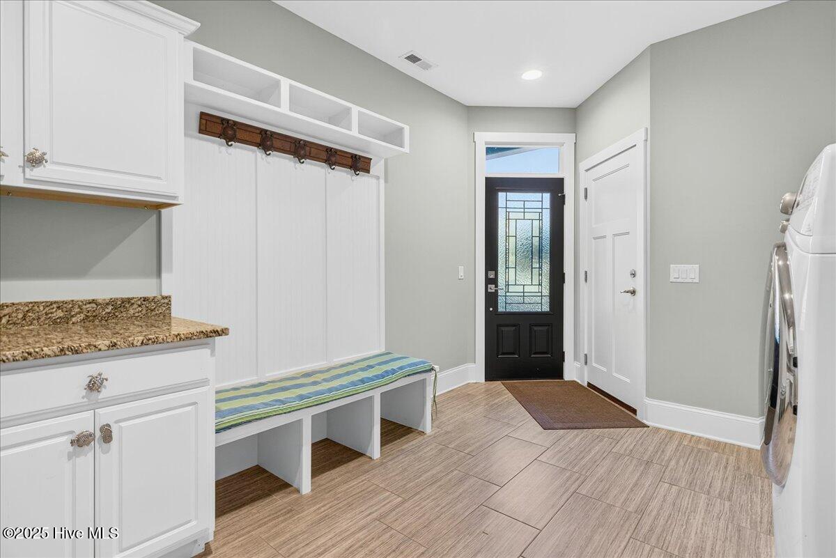 2744 Cedar Crest Drive