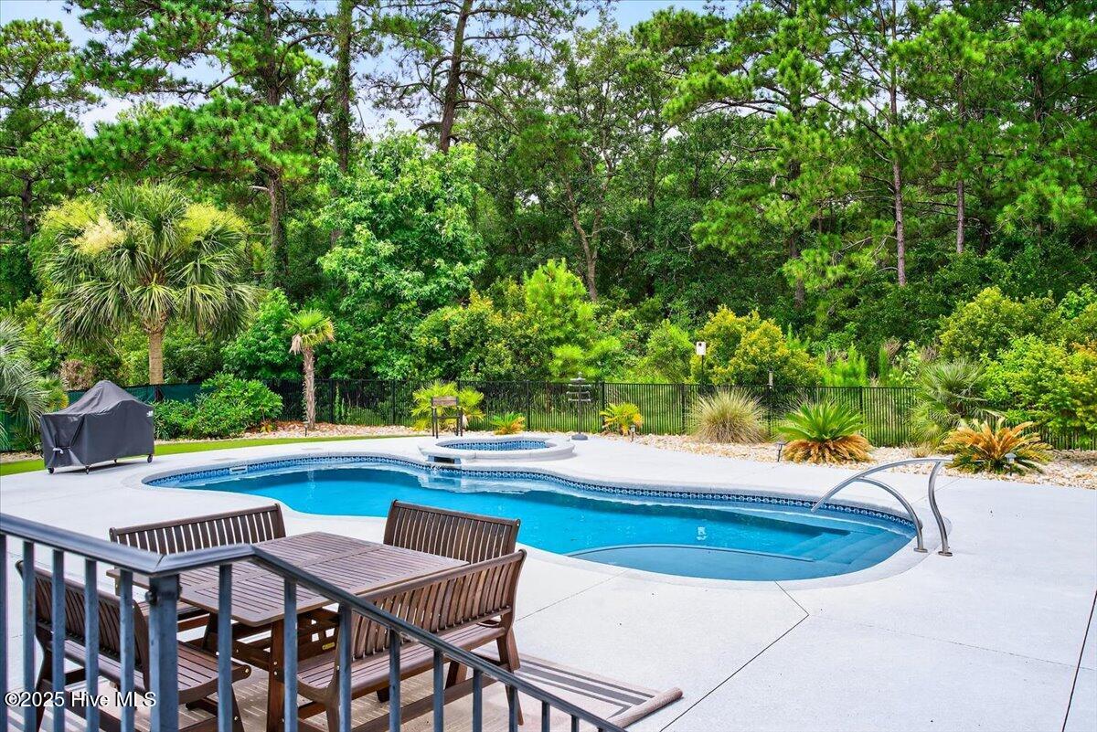 2744 Cedar Crest Drive