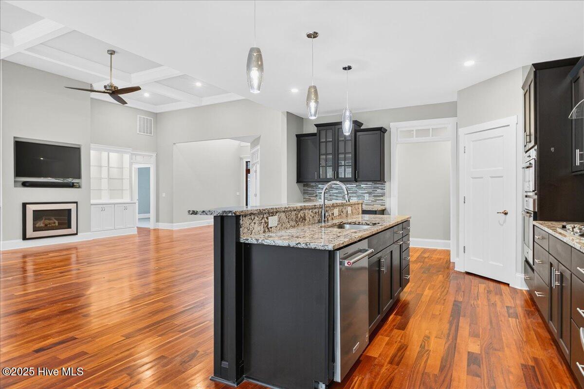 2744 Cedar Crest Drive